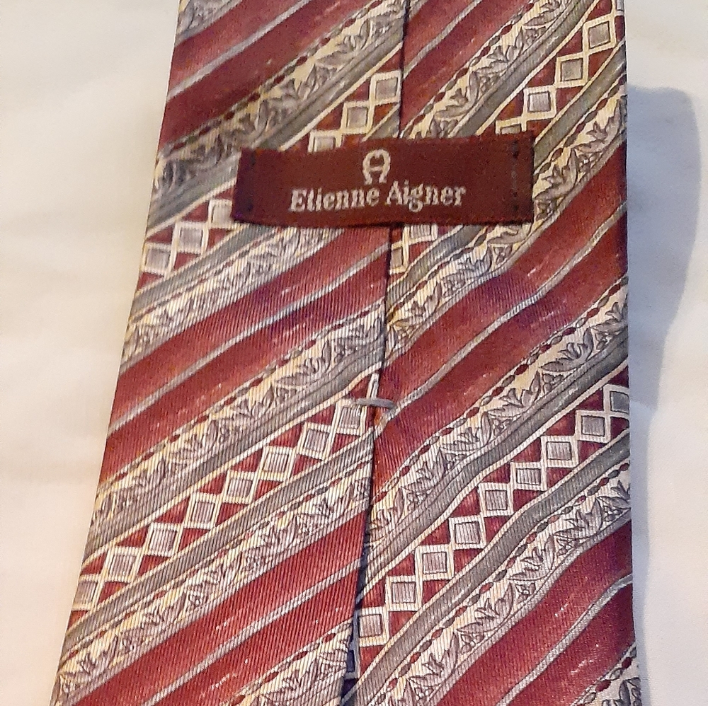 Etienne aigner 100% silk